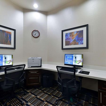 Hampton Inn And Suites Hutto Buitenkant foto