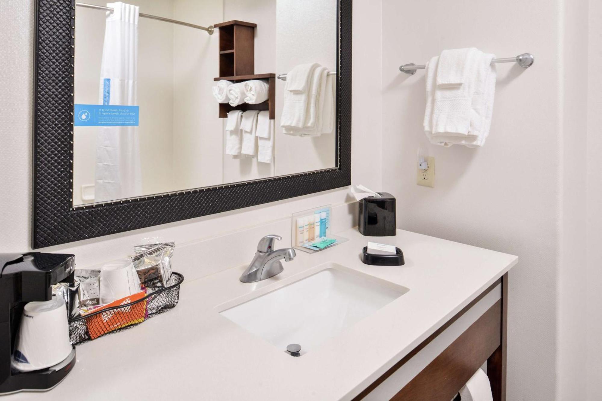 Hampton Inn And Suites Hutto Buitenkant foto